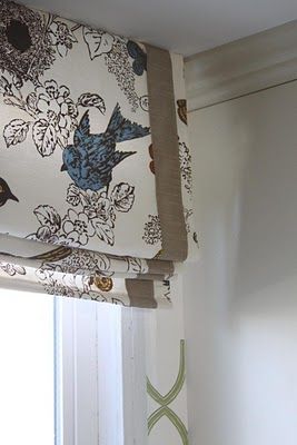 Roman Shade Bird with Burlap Banding #5P118