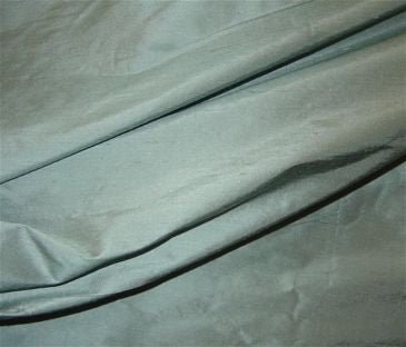 Relaxed Roman  #601 in Exquisite Silk