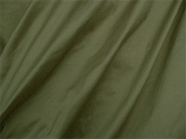Relaxed Roman  #601 in Exquisite Silk