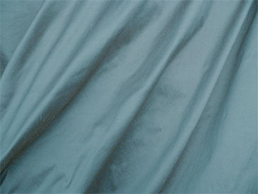Relaxed Roman  #601 in Exquisite Silk
